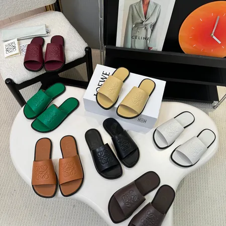 ロエベ スリッパ