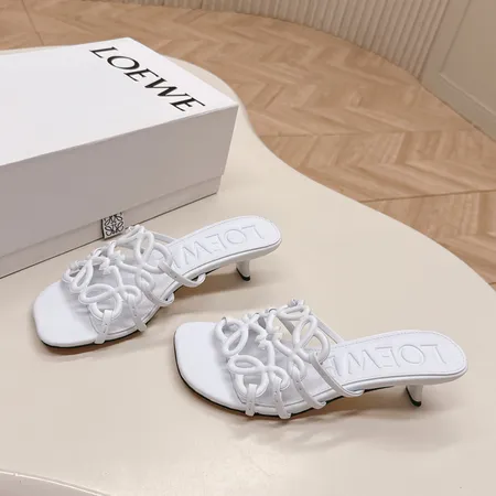 ロエベ スリッパ