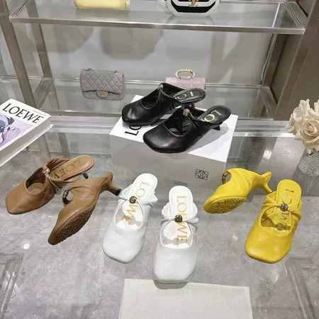 ロエベ スリッパ