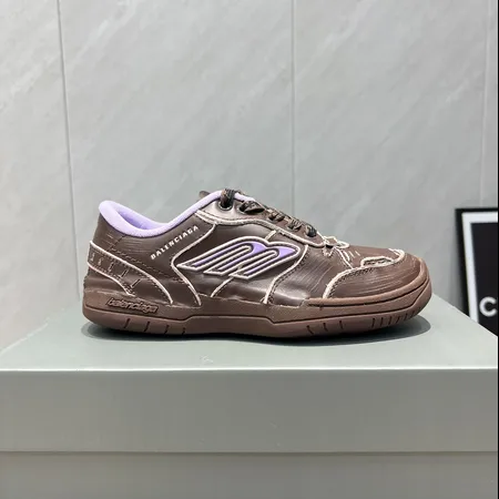 バレンシアガ カジュアルシューズ