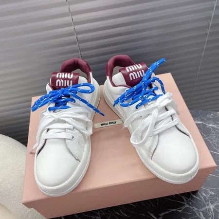 ミュウミュウ カジュアルシューズ