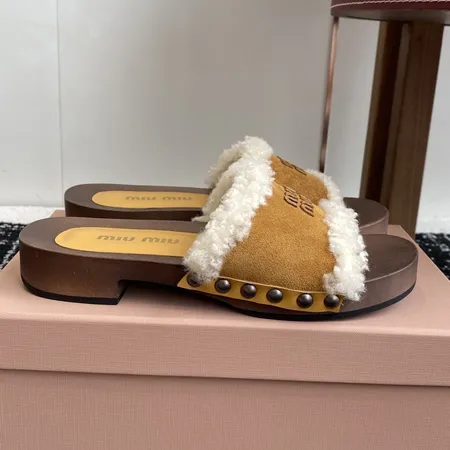 ミュウミュウ スリッパ