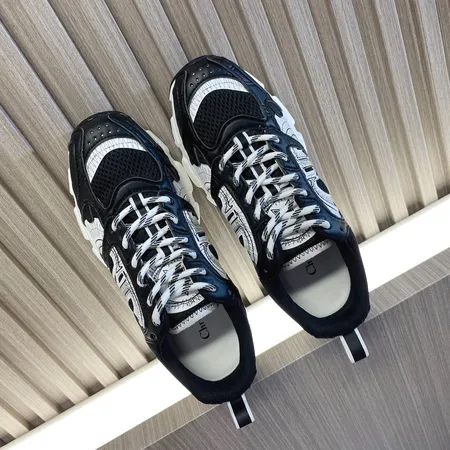 ディオール スニーカー