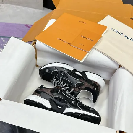 ルイヴィトン スニーカー