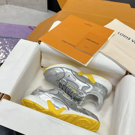 ルイヴィトン スニーカー