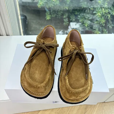 ロエベ カジュアルシューズ