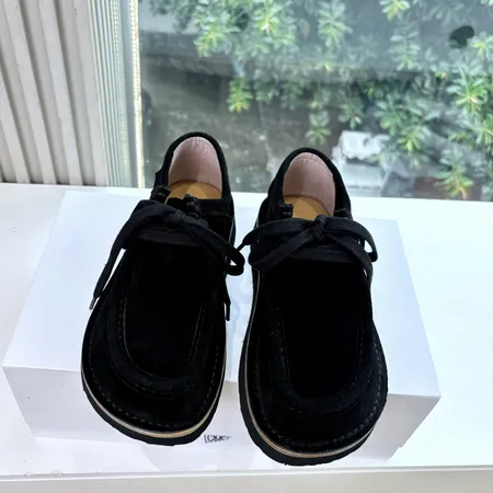 ロエベ カジュアルシューズ