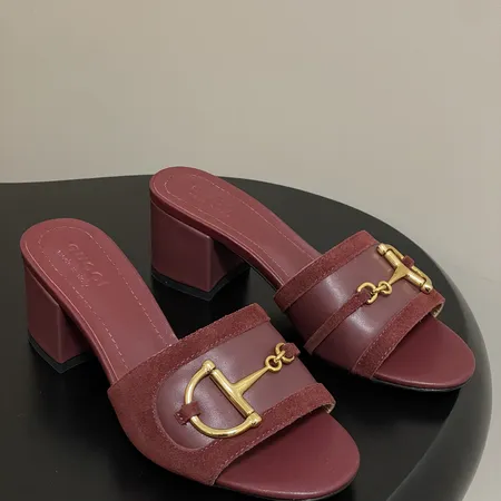 グッチ スリッパ