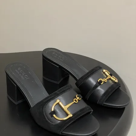 グッチ スリッパ