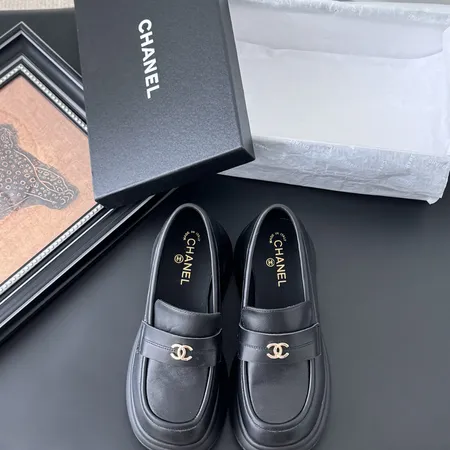 シャネル ビジネスシューズ