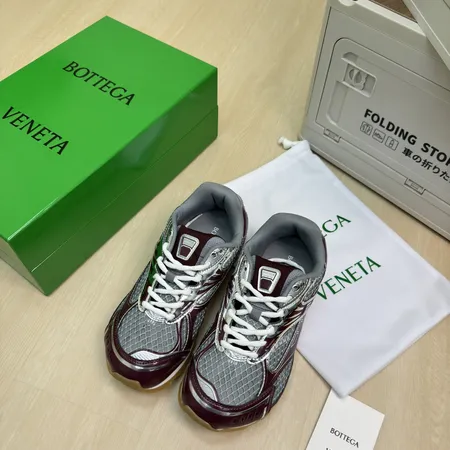 ボッテガ ヴェネタ スニーカー