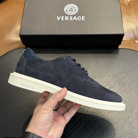 ヴェルサーチ カジュアルシューズ