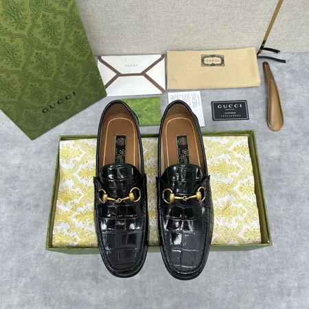 グッチ ビジネスシューズ