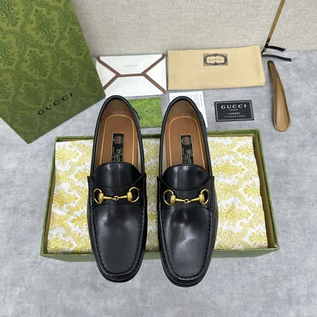 グッチ ビジネスシューズ