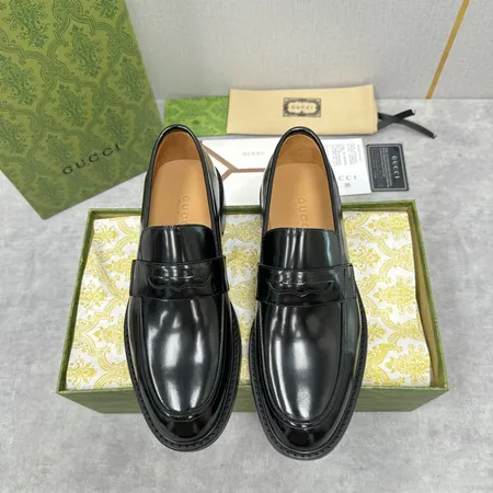 グッチ ビジネスシューズ