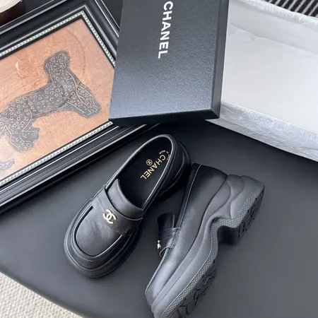 シャネル ビジネスシューズ