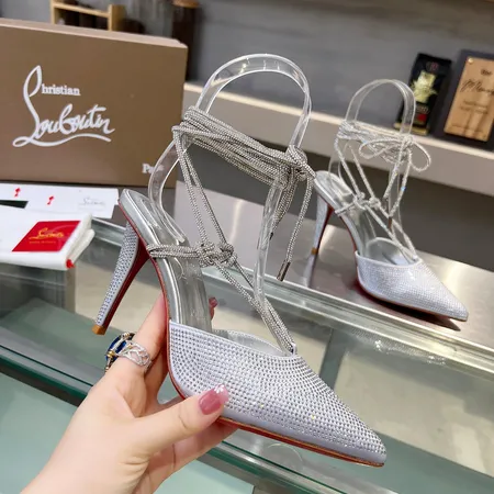 クリスチャン・ルブタン サンダル