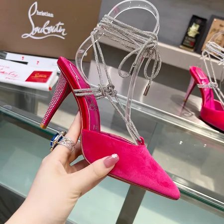 クリスチャン・ルブタン サンダル