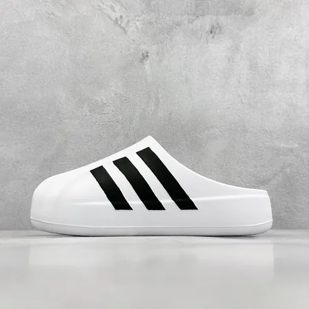 アディダス スリッパ