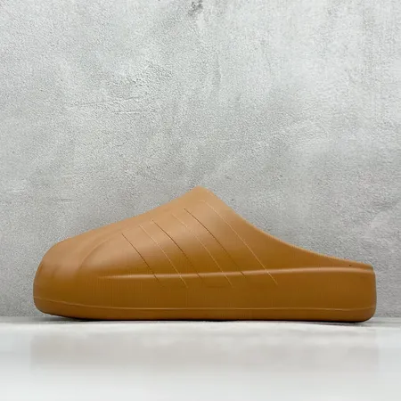 アディダス スリッパ