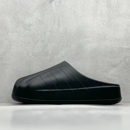 アディダス スリッパ