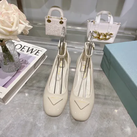 プラダ サンダル