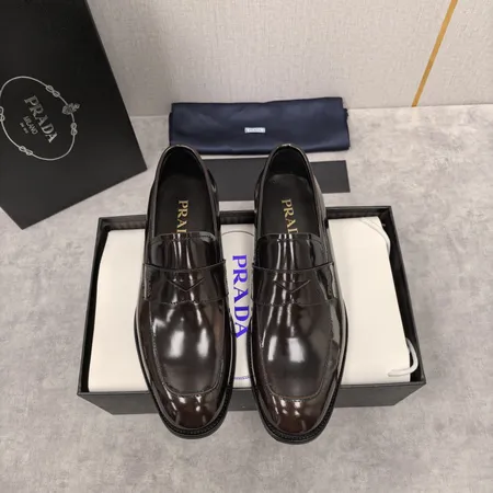 プラダ ビジネスシューズ