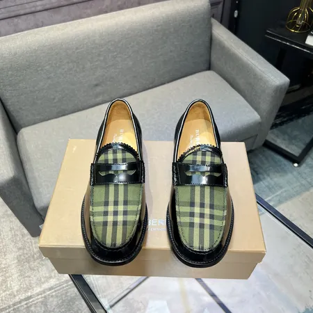 バーバリー ス ビジネスシューズ