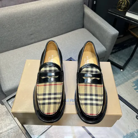 バーバリー ス ビジネスシューズ