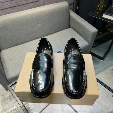 バーバリー ス ビジネスシューズ