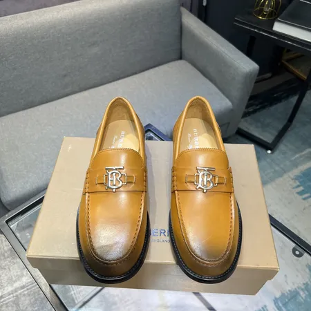 バーバリー ス ビジネスシューズ