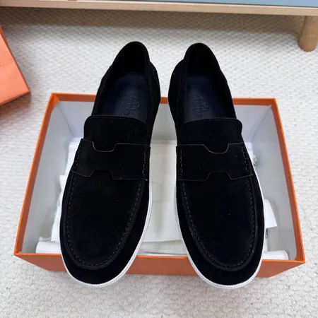 エルメス カジュアルシューズ