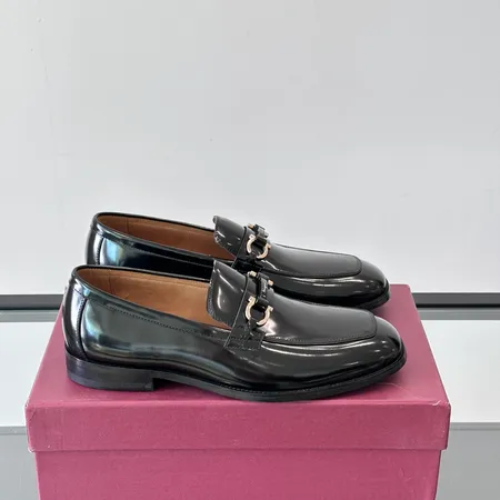 フェラガモ ビジネスシューズ