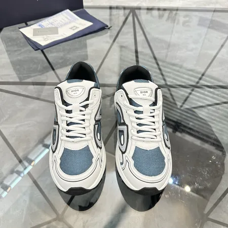 ディオール スニーカー