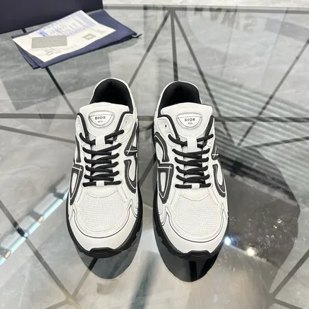 ディオール スニーカー