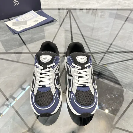 ディオール スニーカー