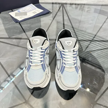 ディオール スニーカー