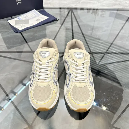 ディオール スニーカー