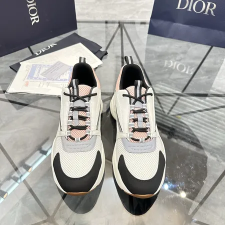 ディオール スニーカー