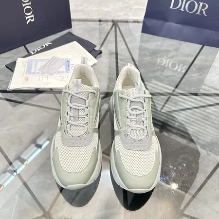 ディオール スニーカー