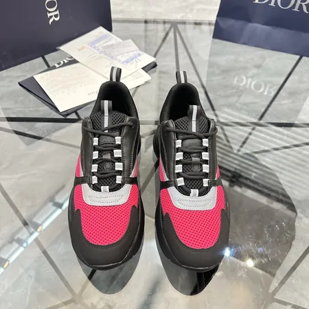 ディオール スニーカー