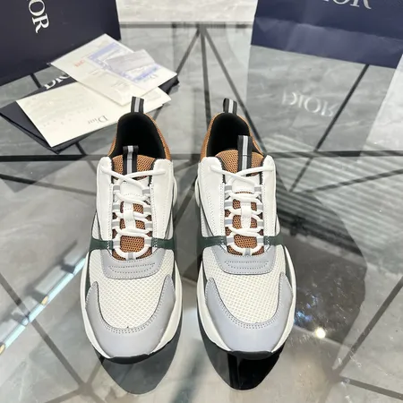 ディオール スニーカー