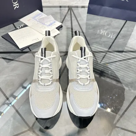 ディオール スニーカー