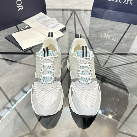 ディオール スニーカー