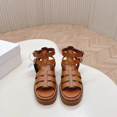 プラダ サンダル