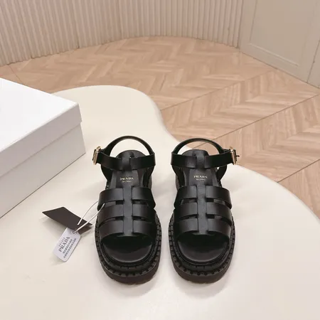 プラダ サンダル