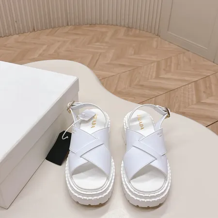 プラダ サンダル