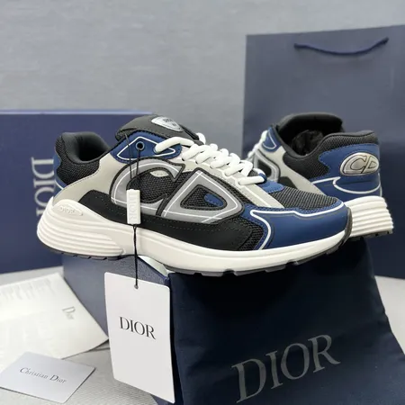 ディオール スニーカー