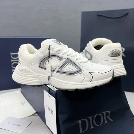 ディオール スニーカー