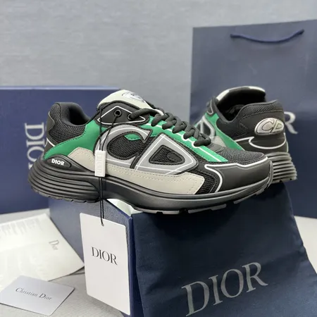 ディオール スニーカー